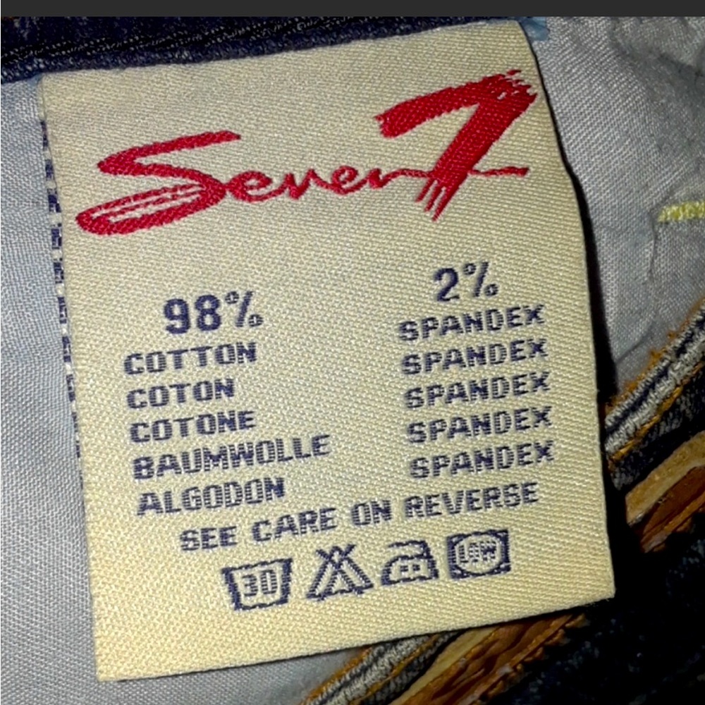 NWT Seven denim flares Sz 28...distressed (but not as much as 1st photo (stock) - Picture 5 of 5